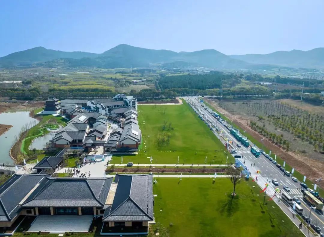 嗨fun五一，康缘巷开街、望悠谷开园！超全畅玩攻略来了