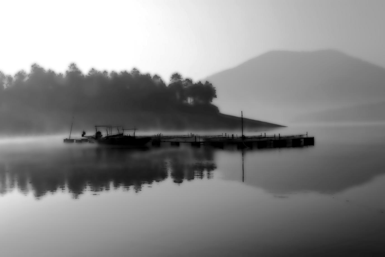 李塔湖