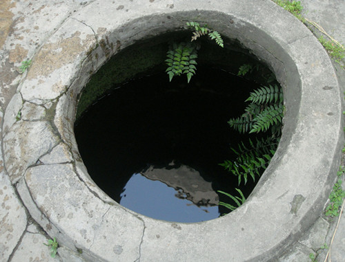 天下第八泉