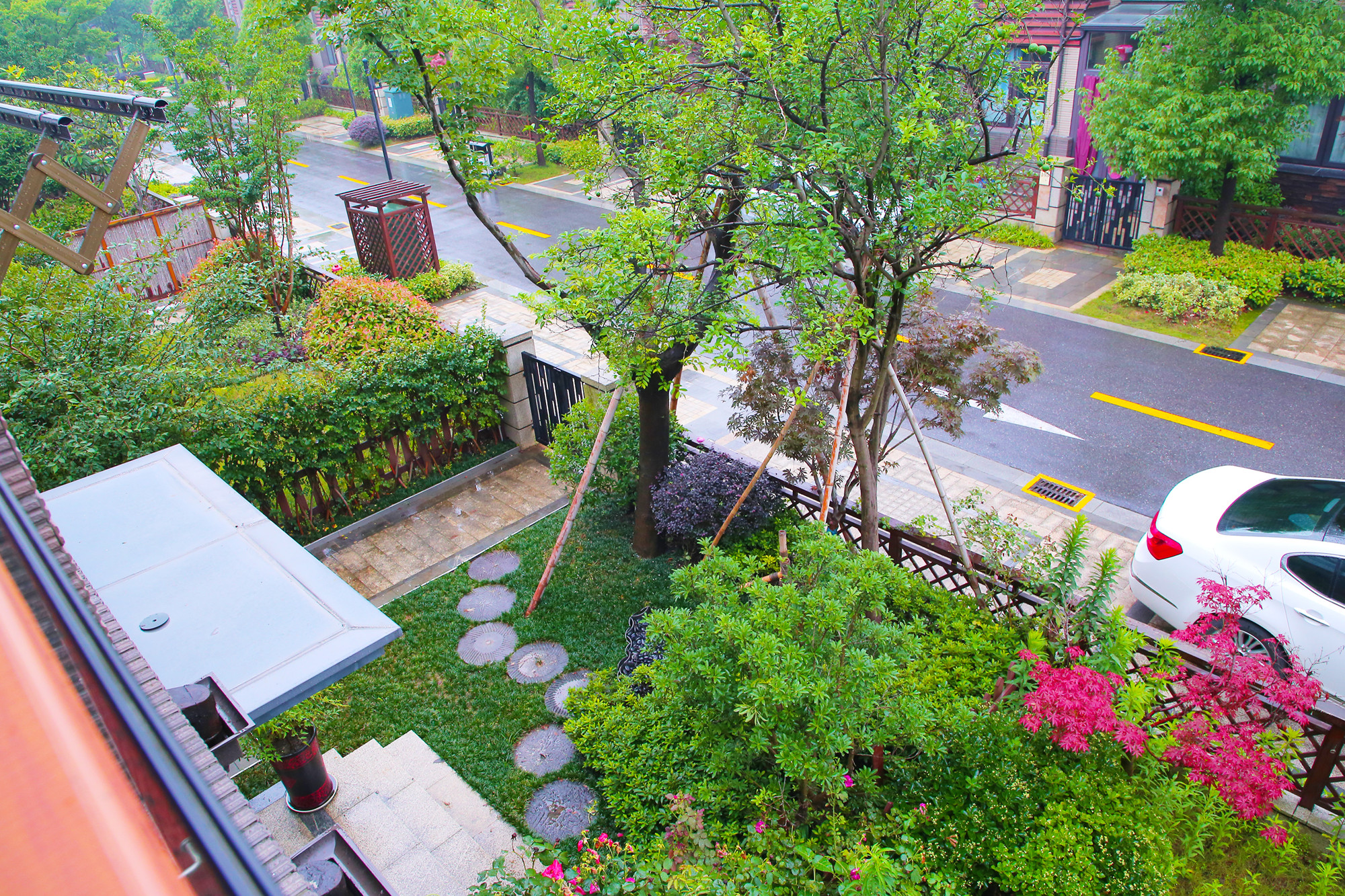 抬头看到星空，放眼尽是绿野……茅山湖的这两间民宿，惊艳了时光~