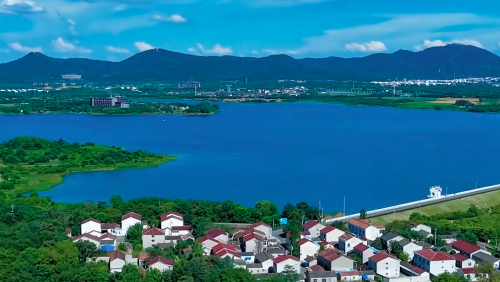 听劝！这个八月，一定要来一次茅山湖