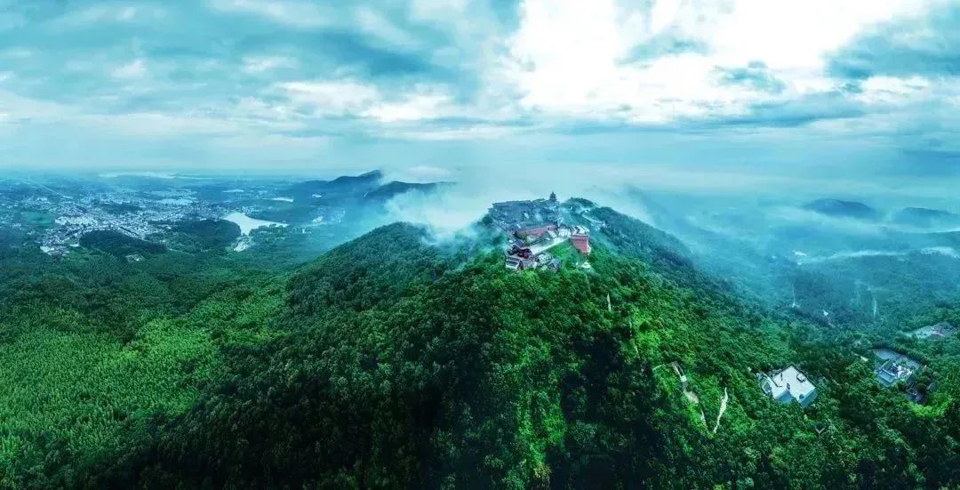 “镇江句容茅山红色二日游”这个路线入选首届十大长三角红色文化线路！