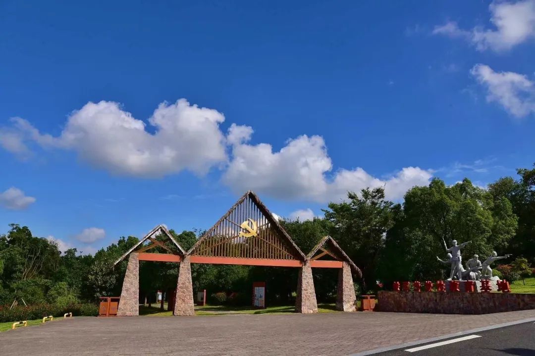 传承红色基因 讲好茅山故事