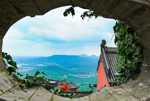 喜讯！顶宫观日民宿获评全国丙级